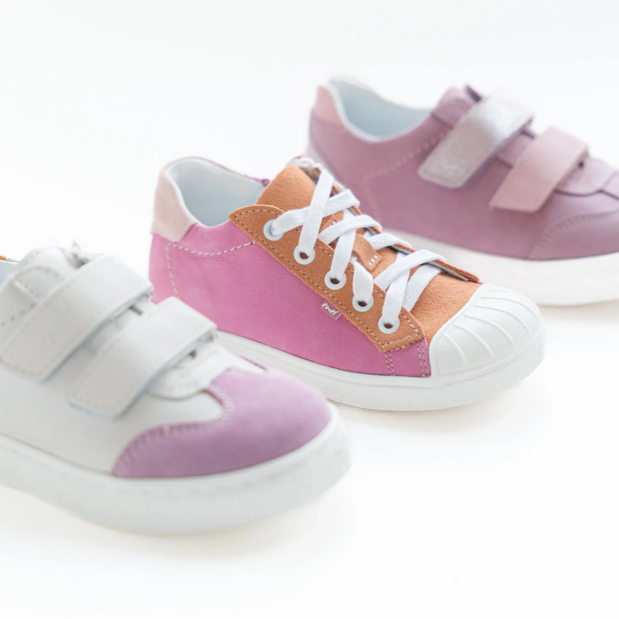 (2627G-23/2628G-23) Emel Trainers Pink