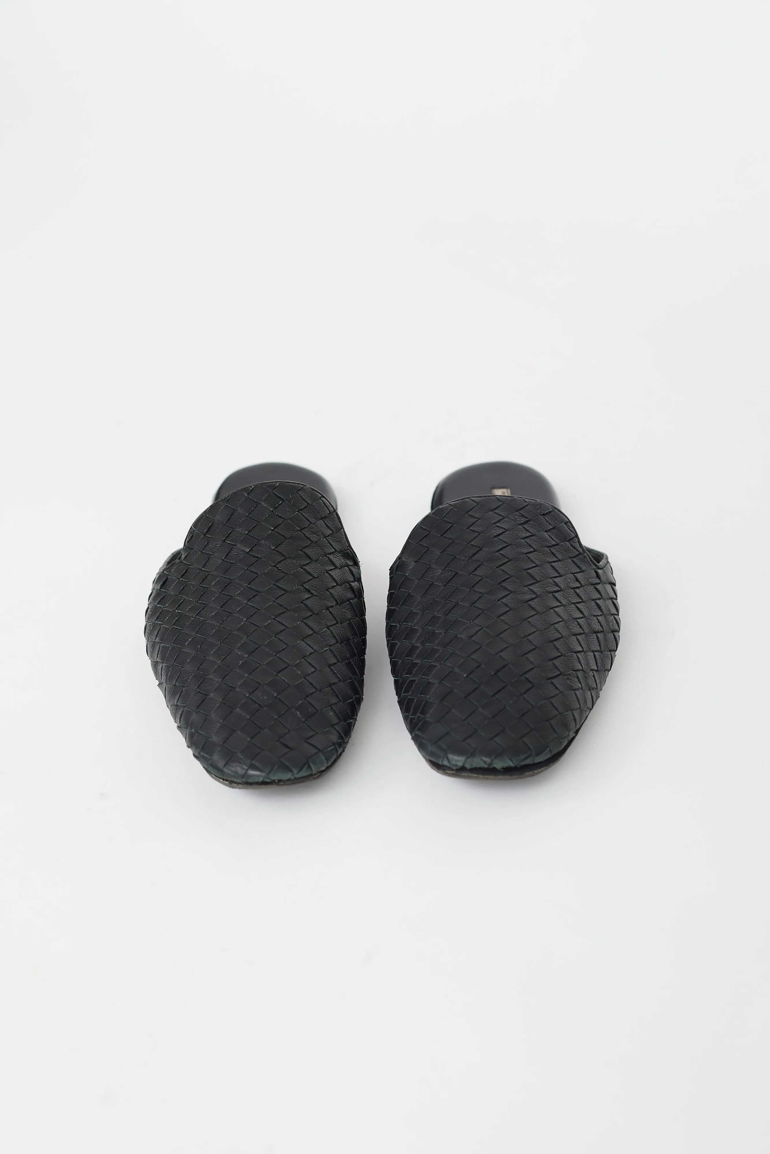 Black Leather Intrecciato Mule
