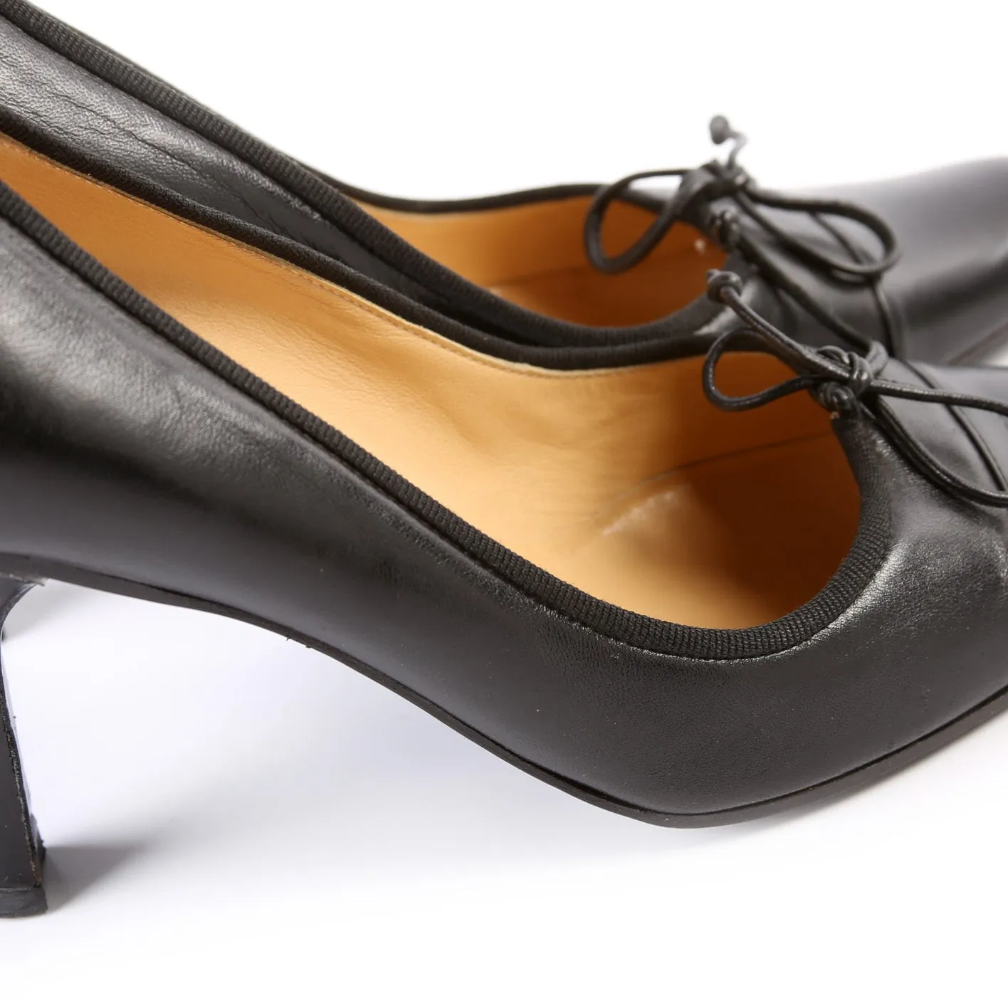 CC Pointed Toe Leather Pumps Size 39