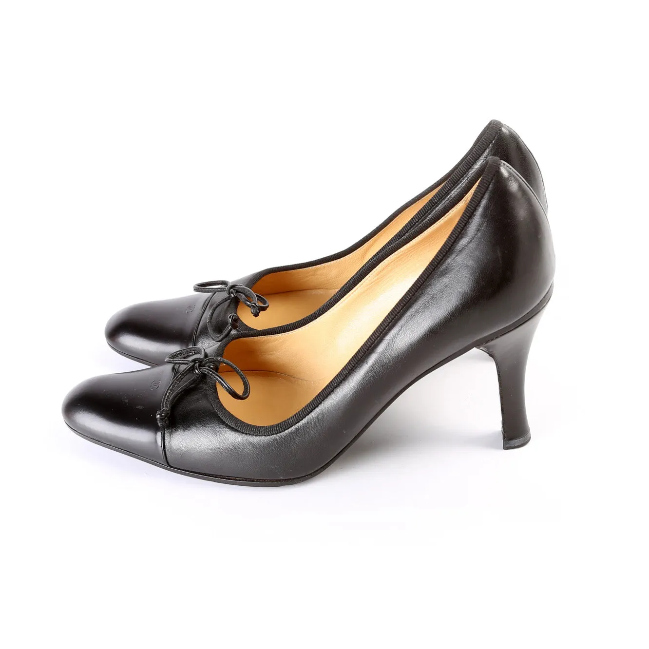 CC Pointed Toe Leather Pumps Size 39