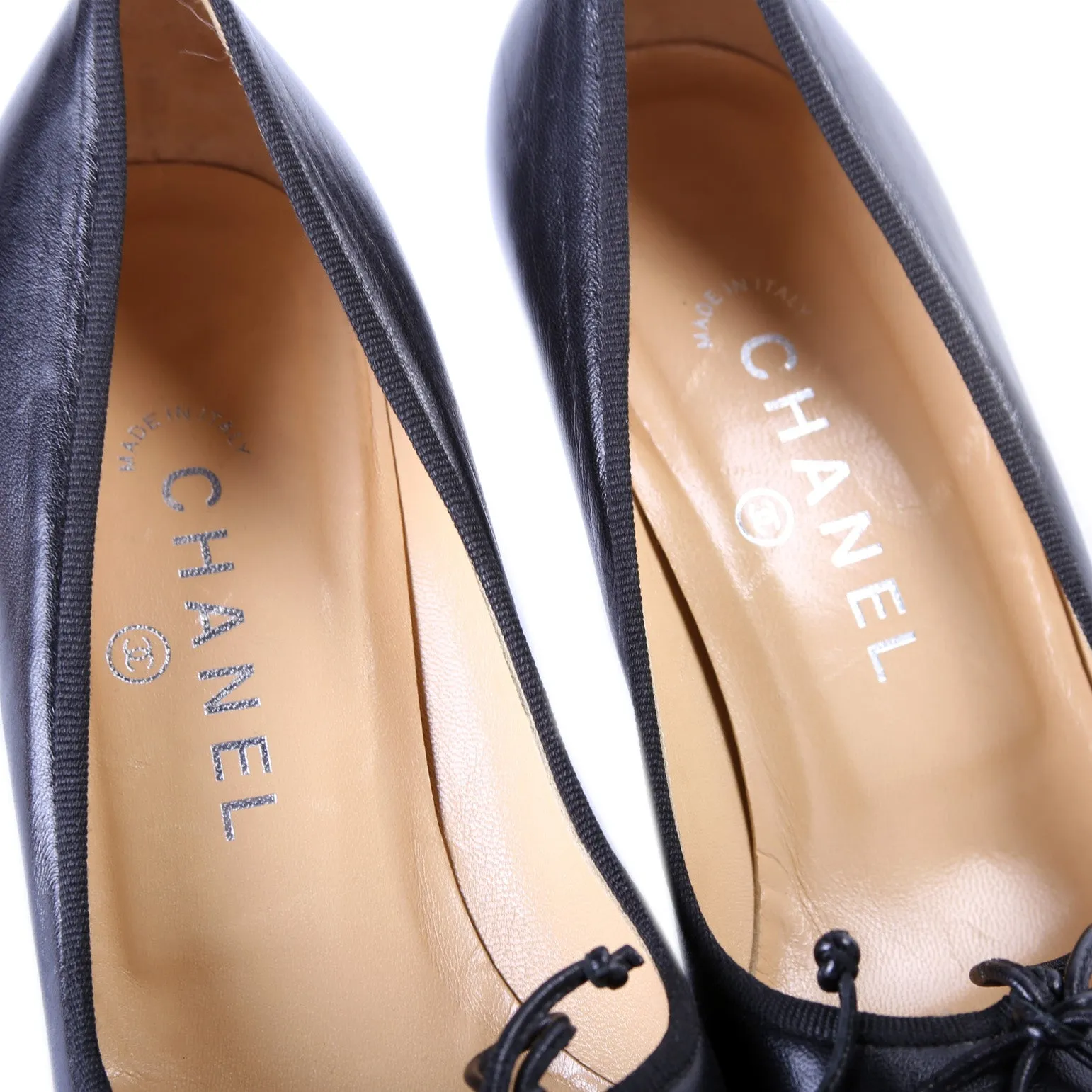 CC Pointed Toe Leather Pumps Size 39