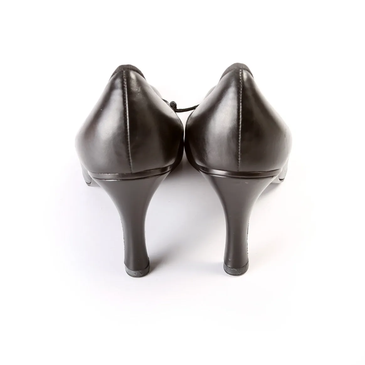 CC Pointed Toe Leather Pumps Size 39