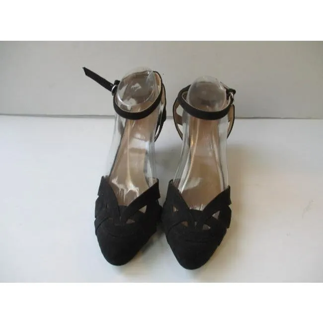 Gomax Black Suede Dunga Cut Out Almond Toe Design Pumps Size Us