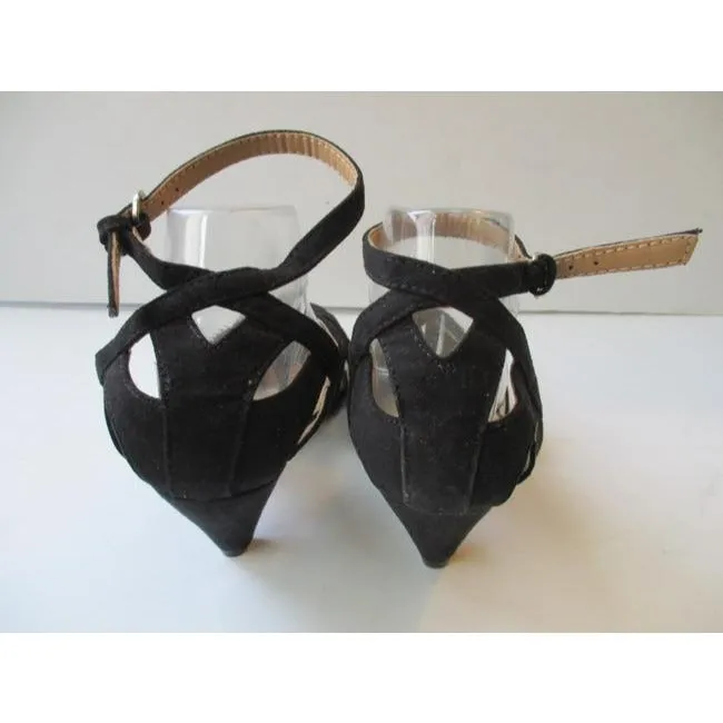 Gomax Black Suede Dunga Cut Out Almond Toe Design Pumps Size Us