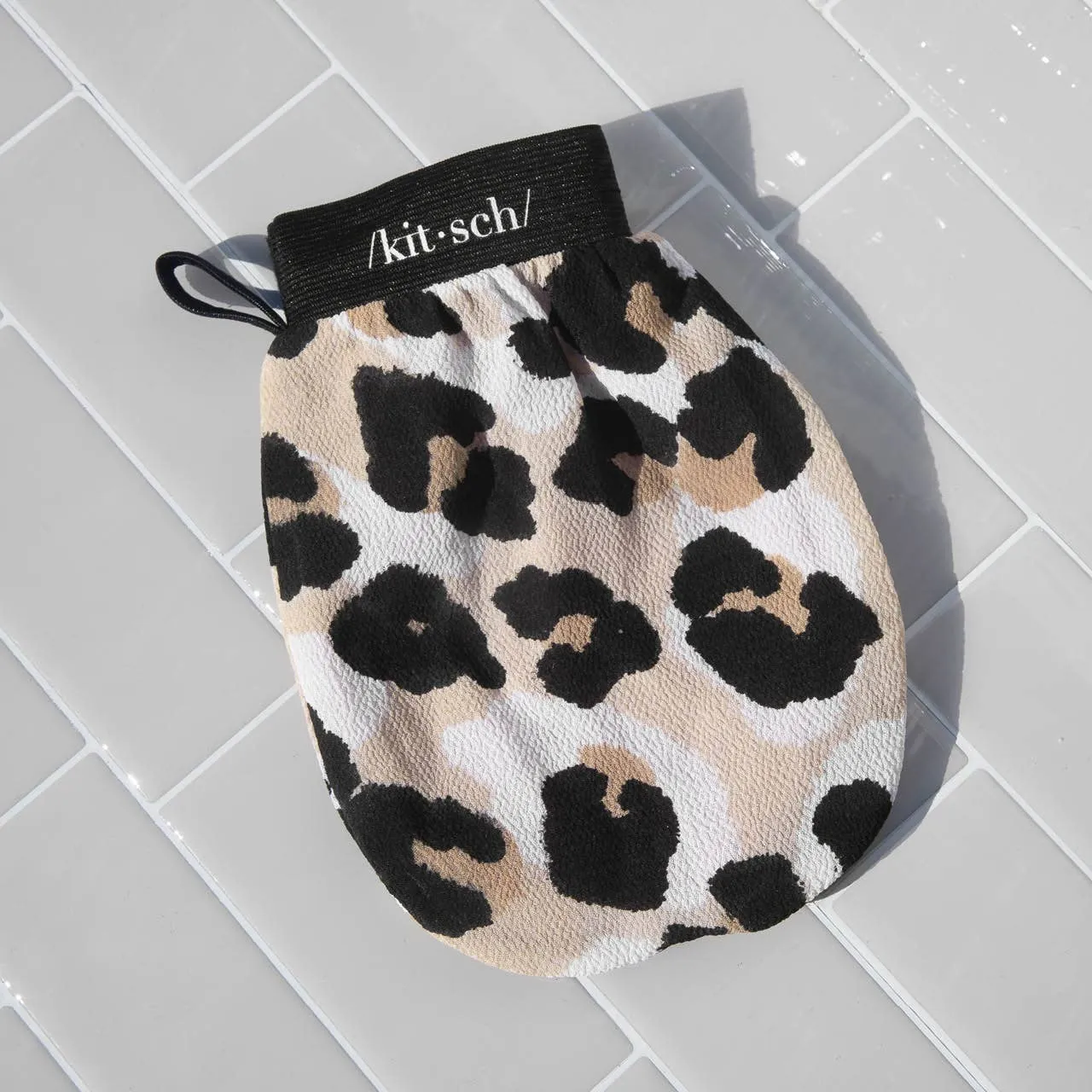 KITSCH Eco-Friendly Exfoliating Glove - Leopard